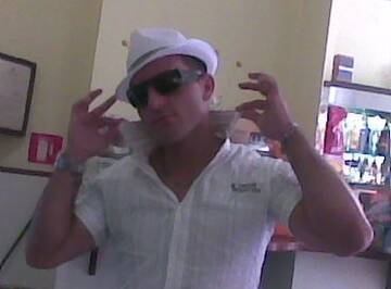 Public Photo of lookthatextends