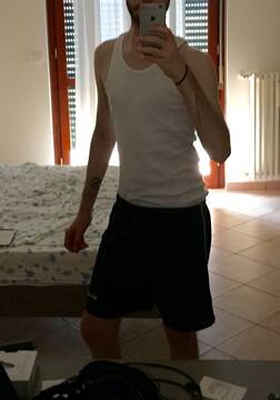 Foto pública de little_giooooooo