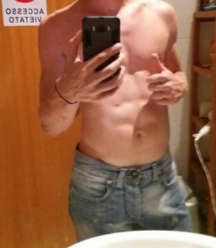 Foto pública de Blonde_ToyBoy