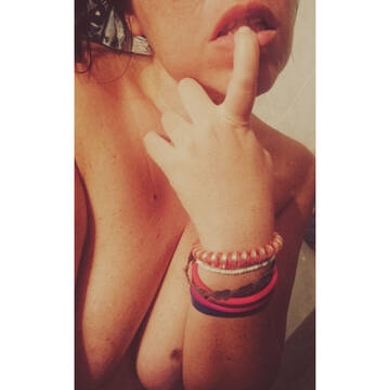 Foto pública de la_mely