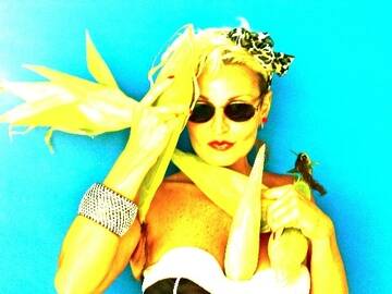 Public Photo of samantia